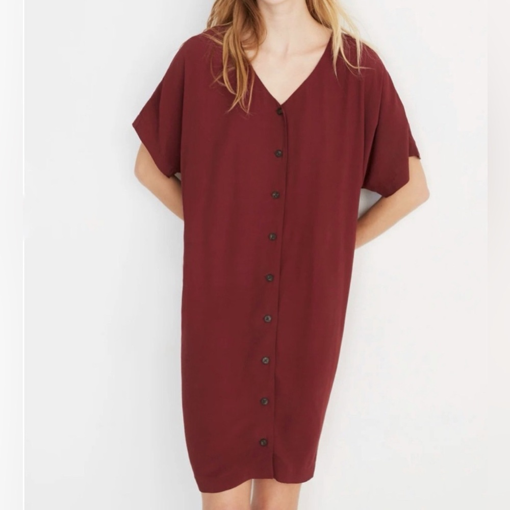 Madewell L1933 Button-Front Easy Dress in Rich Burgundy